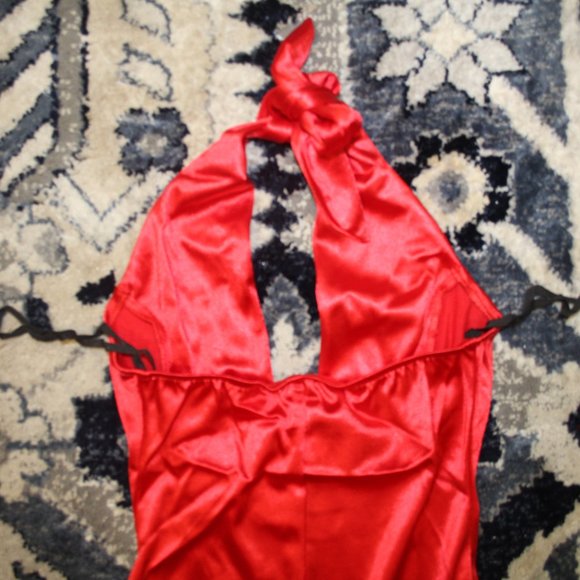 satin evening gown - Picture 4 of 4